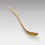 Traditional bamboo chashaku matcha scoop handcrafted by Suikaen in Takayama, Japan.